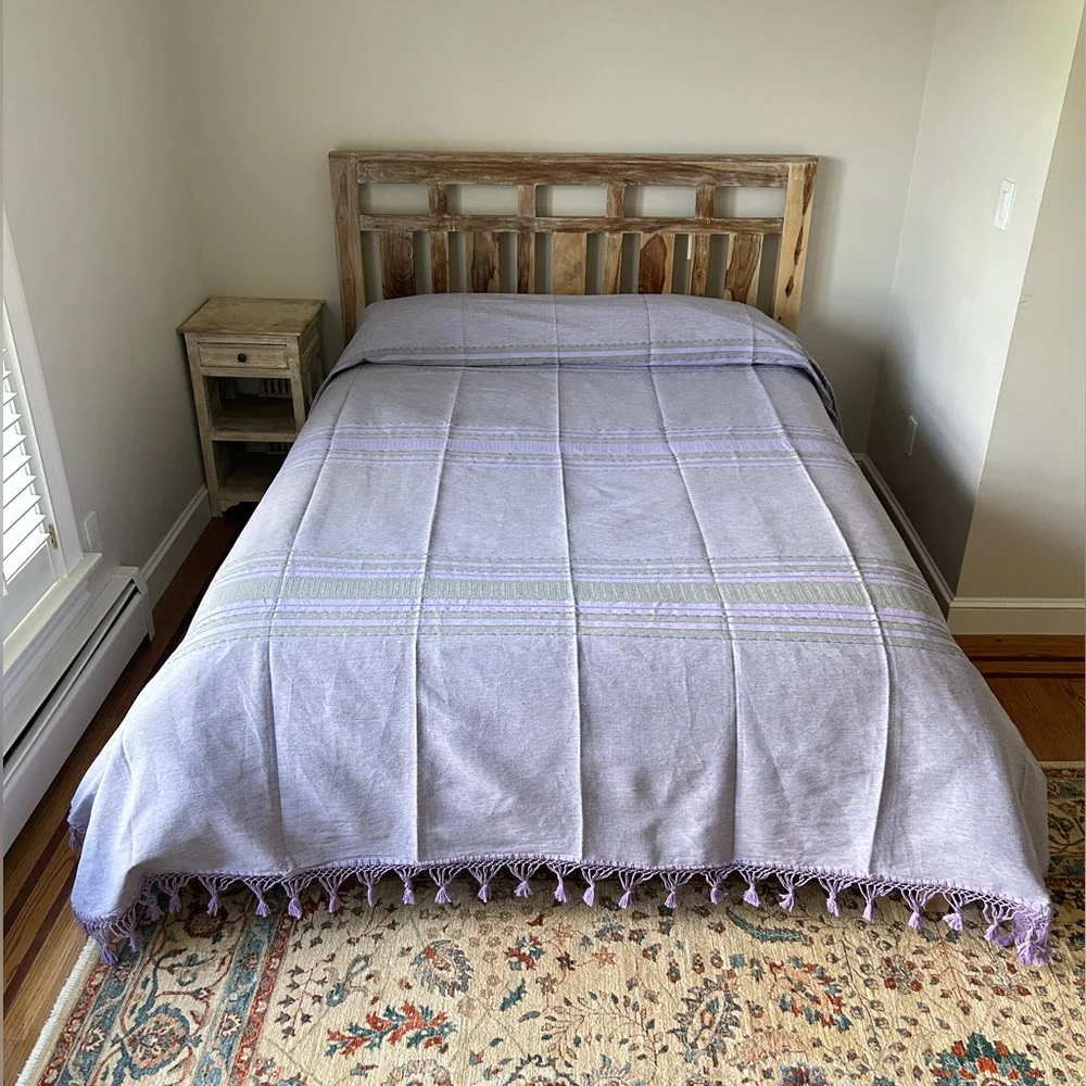 Hand loom Queen Size Cotton Bedspread.